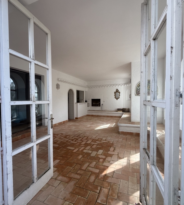 Resa Estates for sale te koop project Cala Tarida Ibiza pool terras.jpeg